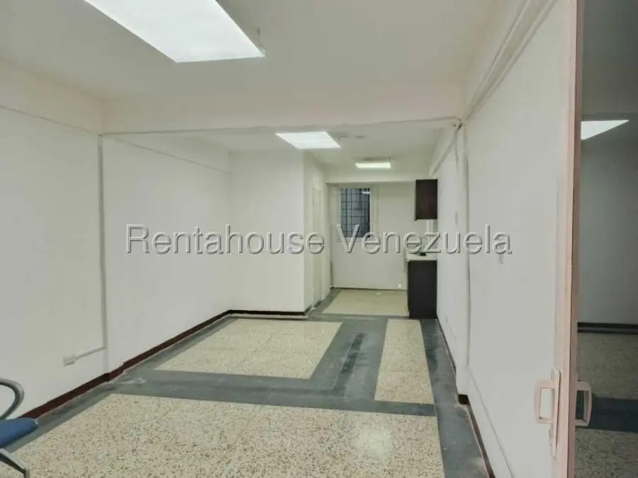 Oficina en Alquiler en Maracaibo - 9