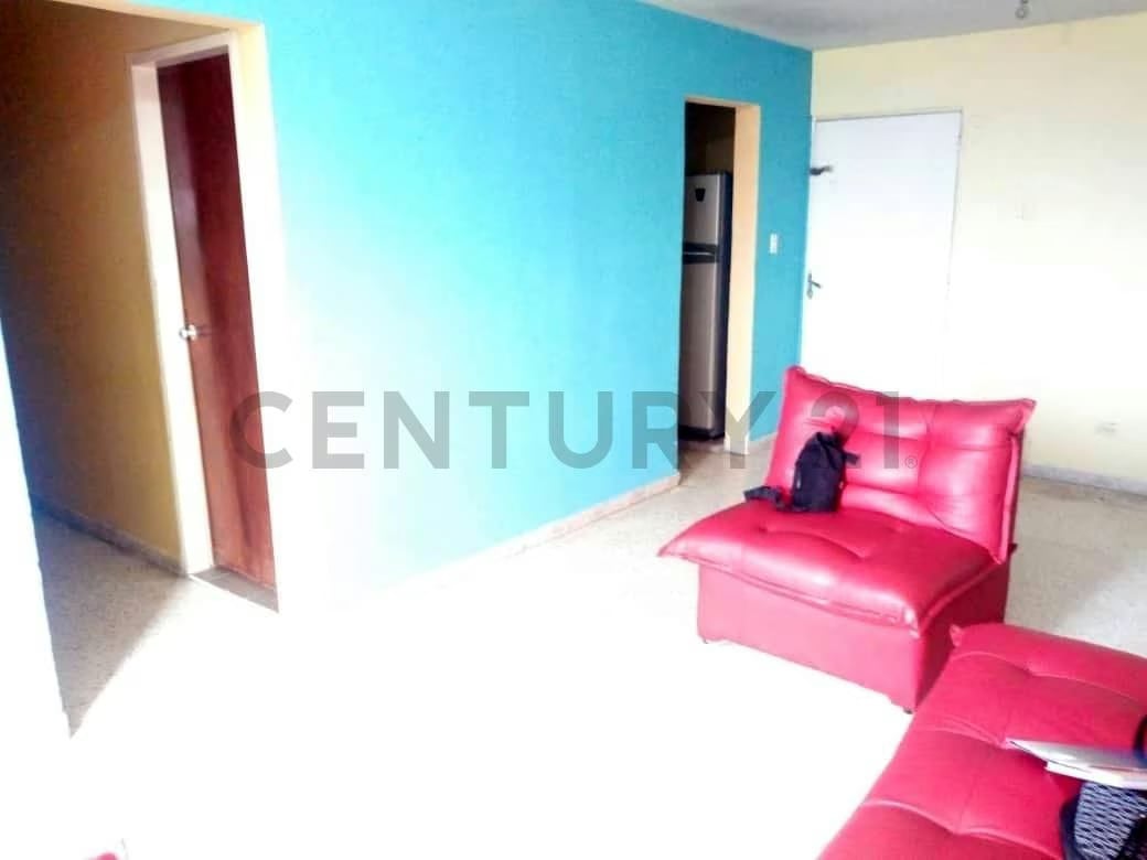 Apartamento Amoblado en Alquiler en la Urb Parque Valencia - 3