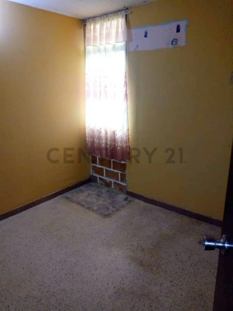 Apartamento Amoblado en Alquiler en la Urb Parque Valencia - 4