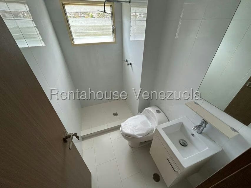 Apartamento (1 Nivel) en Venta en Los Naranjos del Cafetal, Distrito Metropolitano - 28
