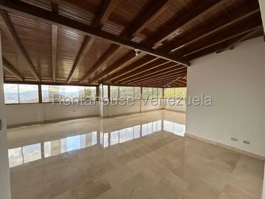 Apartamento (1 Nivel) en Venta en Los Naranjos del Cafetal, Distrito Metropolitano - 4