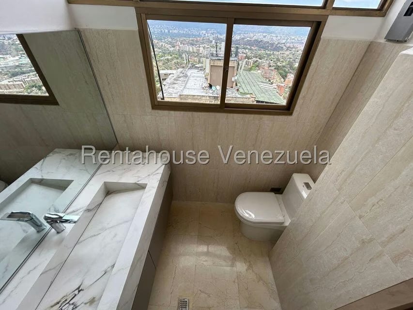 Apartamento (1 Nivel) en Venta en Los Naranjos del Cafetal, Distrito Metropolitano - 8