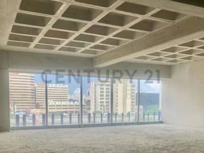 No dejes pasar esta oportunidad UNICA! Oficina en VENTA EN LA URB. LAS MERCEDES - 2