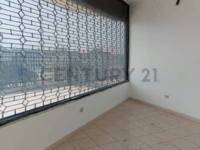 Local en venta / zona Industrial de Santa Cruz - 6