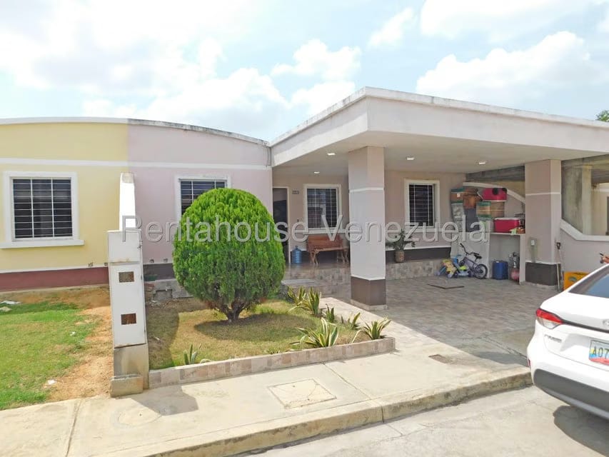 Casa (1 Nivel) en Venta en Roca del Norte, Lara - 28