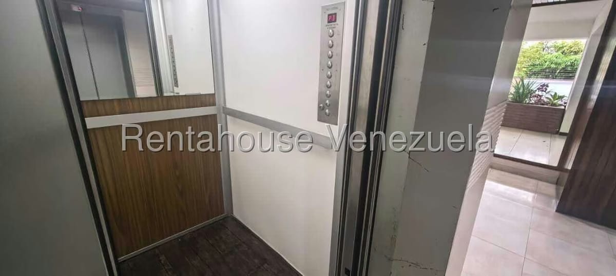 Apartamento (1 Nivel) en Venta en Chuao, Distrito Metropolitano - 15