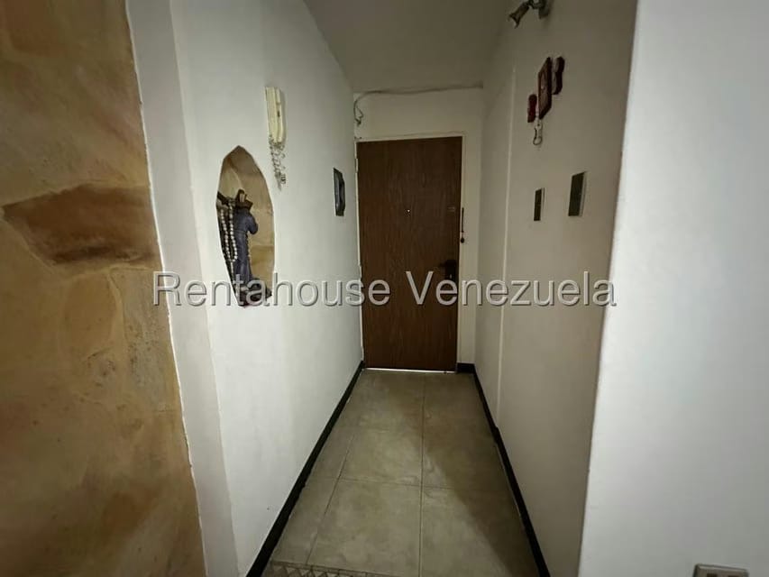 Apartamento (1 Nivel) en Venta en Chuao, Distrito Metropolitano - 24