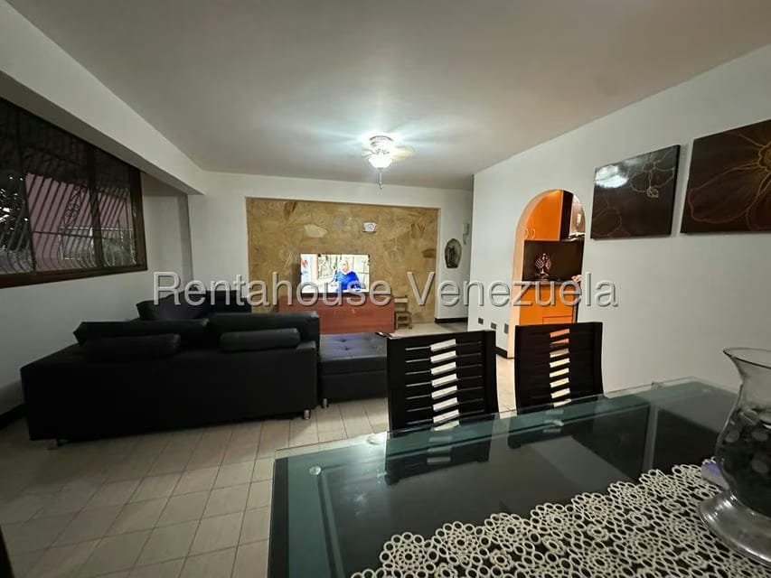 Apartamento (1 Nivel) en Venta en Chuao, Distrito Metropolitano - 27