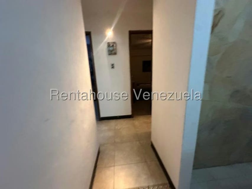Apartamento (1 Nivel) en Venta en Chuao, Distrito Metropolitano - 32