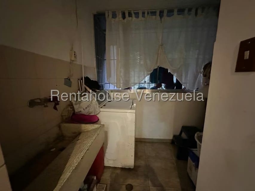 Apartamento (1 Nivel) en Venta en Chuao, Distrito Metropolitano - 35