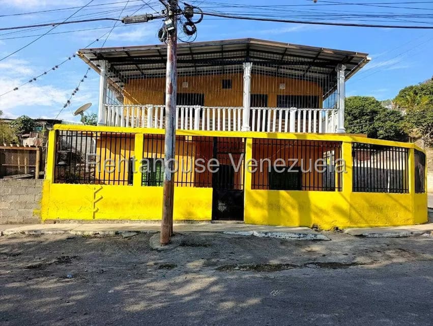 Casa (Duplex) en Alquiler en El Manzano, Lara