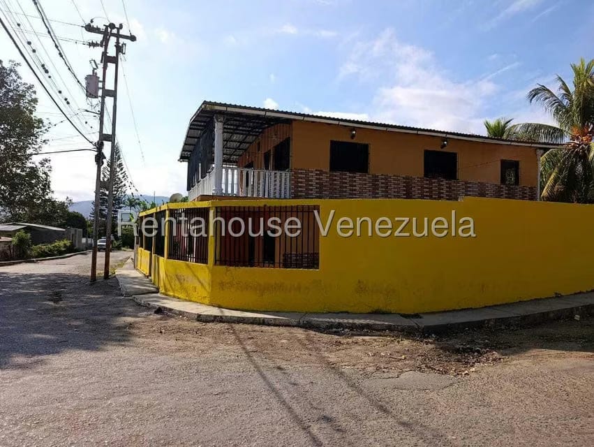 Casa (Duplex) en Alquiler en El Manzano, Lara - 2