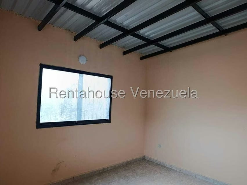 Casa (Duplex) en Alquiler en El Manzano, Lara - 35