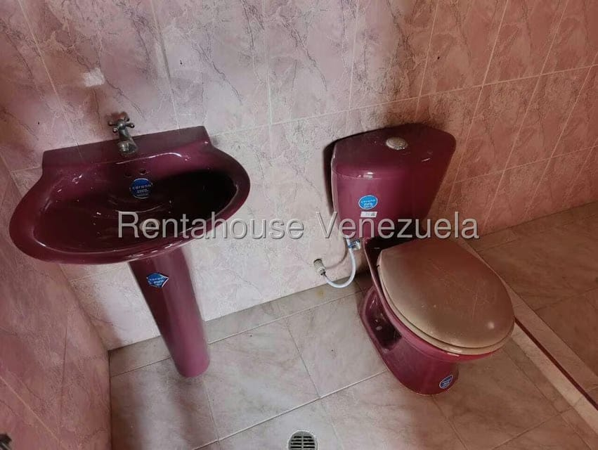 Casa (Duplex) en Alquiler en El Manzano, Lara - 36