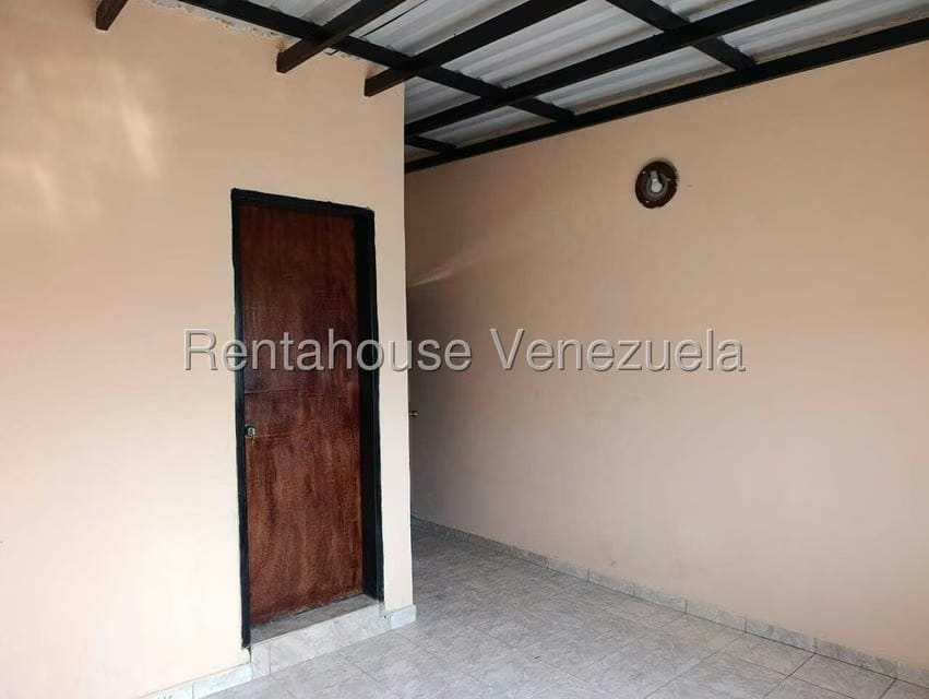 Casa (Duplex) en Alquiler en El Manzano, Lara - 44