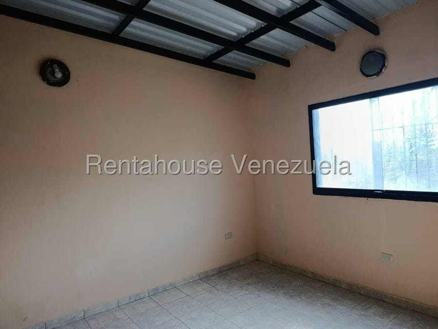 Casa (Duplex) en Alquiler en El Manzano, Lara - 46