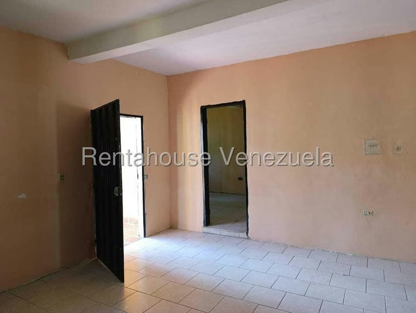 Casa (Duplex) en Alquiler en El Manzano, Lara - 9
