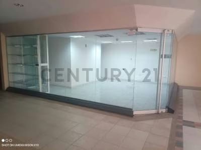 EN VENTA LOCAL COMERCIAL GUARENAS PLAZA MAYOR - 5