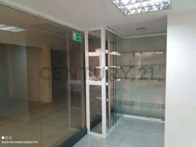 EN VENTA LOCAL COMERCIAL GUARENAS PLAZA MAYOR - 9