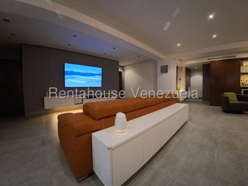 Apartamento (Planta Baja) en Venta en Lomas del Sol, Distrito Metropolitano - 3