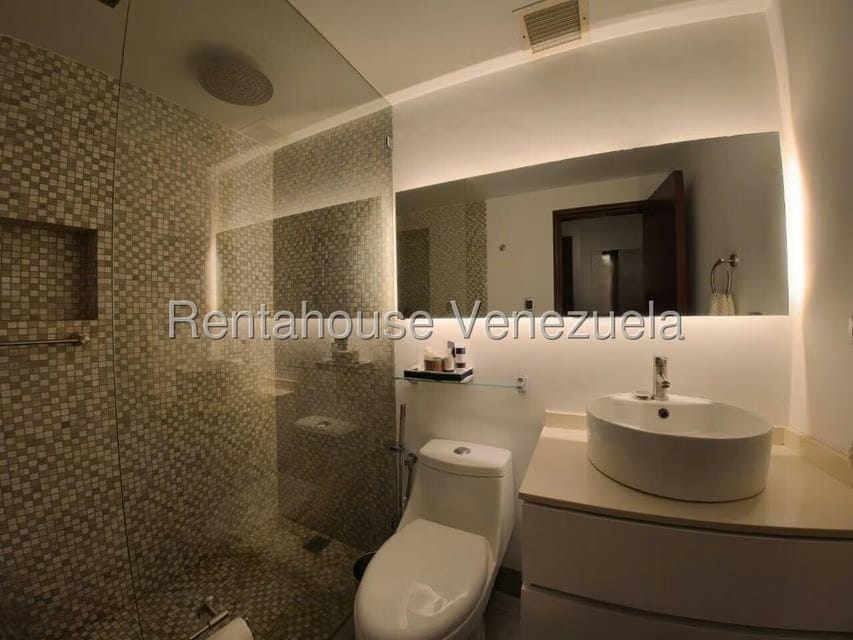 Apartamento (Planta Baja) en Venta en Lomas del Sol, Distrito Metropolitano - 35