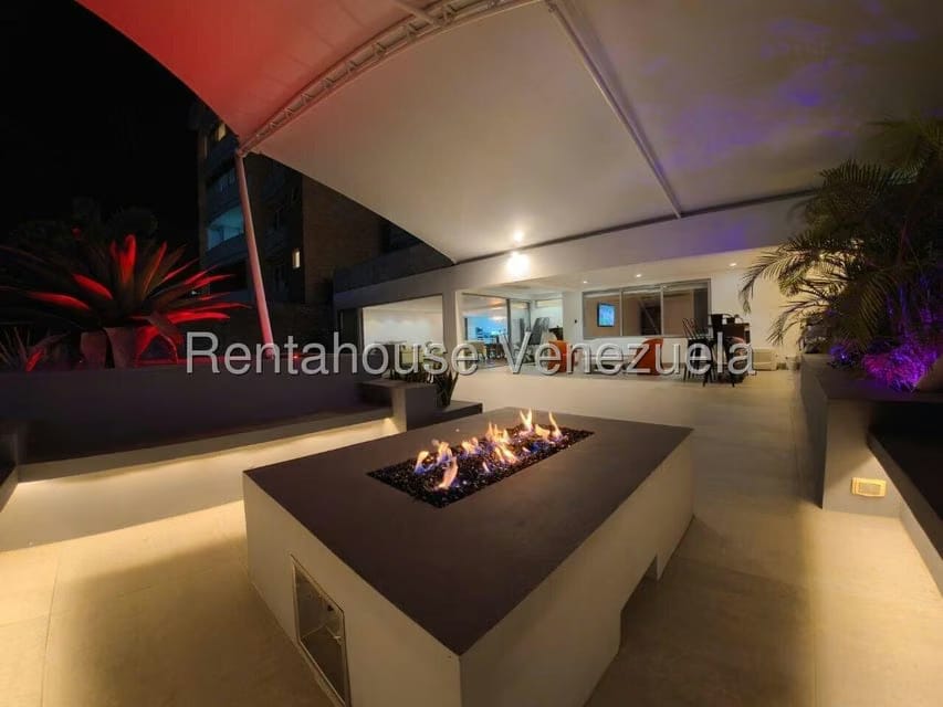 Apartamento (Planta Baja) en Venta en Lomas del Sol, Distrito Metropolitano - 50