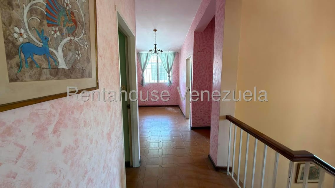 Casa (1 Nivel) en Venta en Los Dos Caminos, Distrito Metropolitano - 24