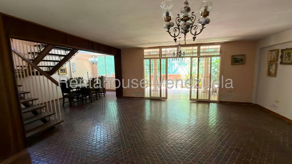 Casa (1 Nivel) en Venta en Los Dos Caminos, Distrito Metropolitano - 8