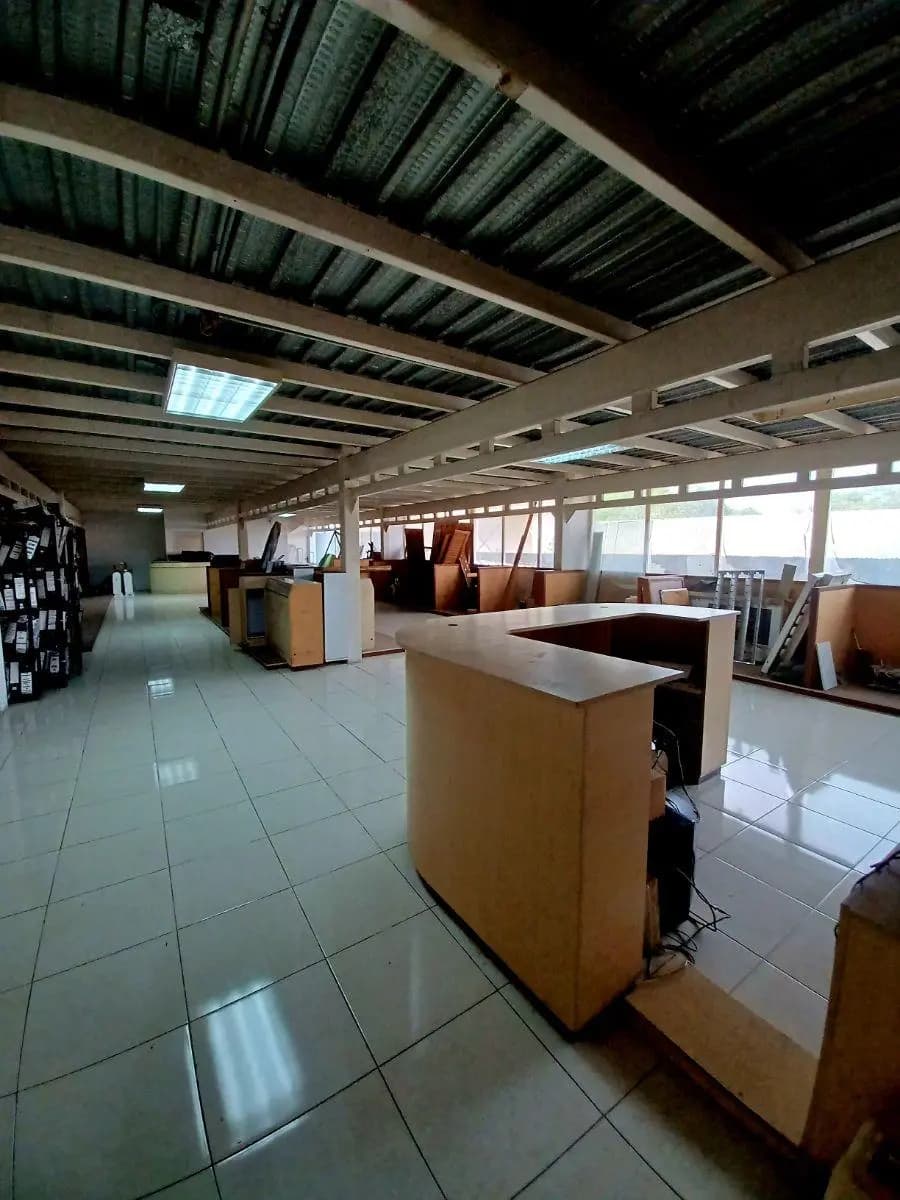 Galpon en Venta en Barcelona - 5