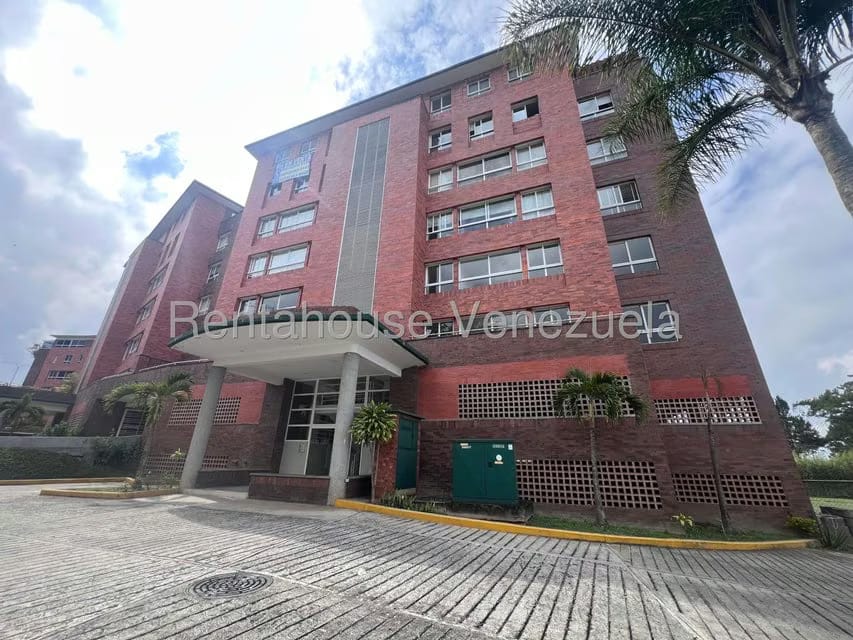 Apartamento (Duplex) en Venta en Llano Alto, Miranda - 2
