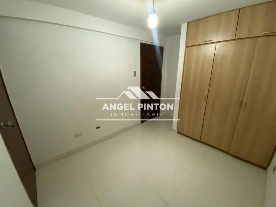 Apartamento en Alquiler en Norte Maracaibo - 4