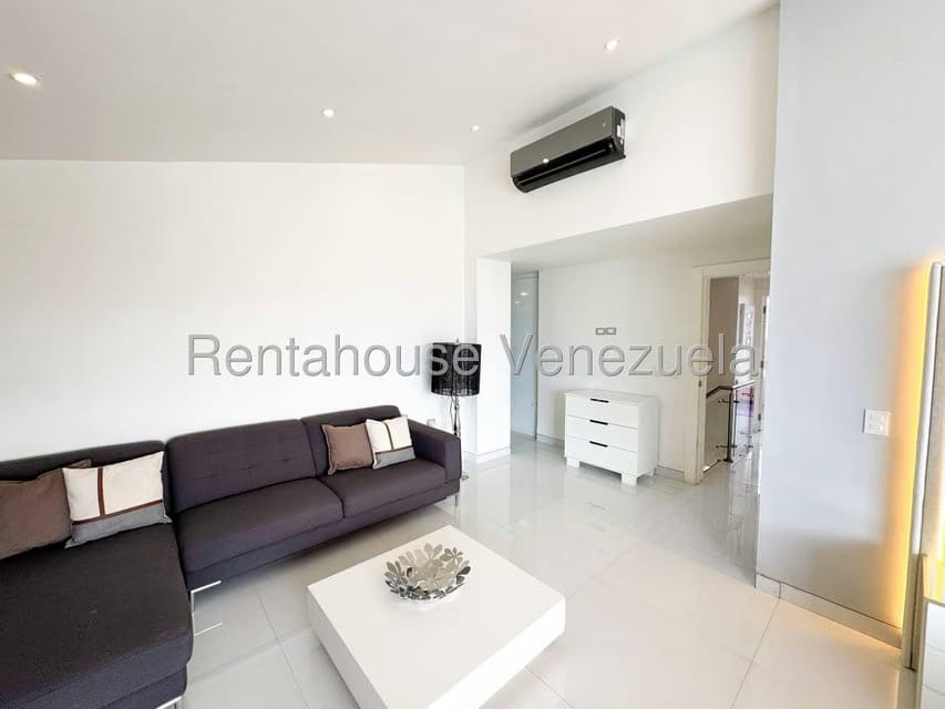 Apartamento (1 Nivel) en Venta en Las Mesetas de Santa Rosa de Lima, Distrito Metropolitano - 46