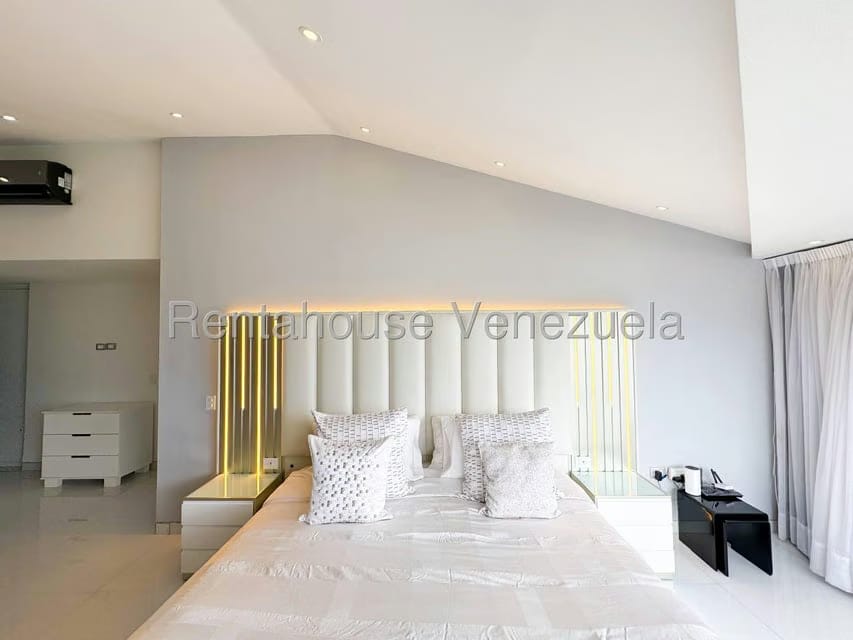 Apartamento (1 Nivel) en Venta en Las Mesetas de Santa Rosa de Lima, Distrito Metropolitano - 51