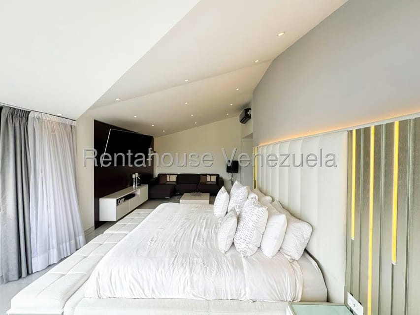 Apartamento (1 Nivel) en Venta en Las Mesetas de Santa Rosa de Lima, Distrito Metropolitano - 52