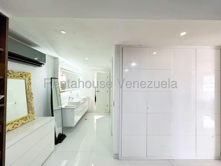 Apartamento (1 Nivel) en Venta en Las Mesetas de Santa Rosa de Lima, Distrito Metropolitano - 56