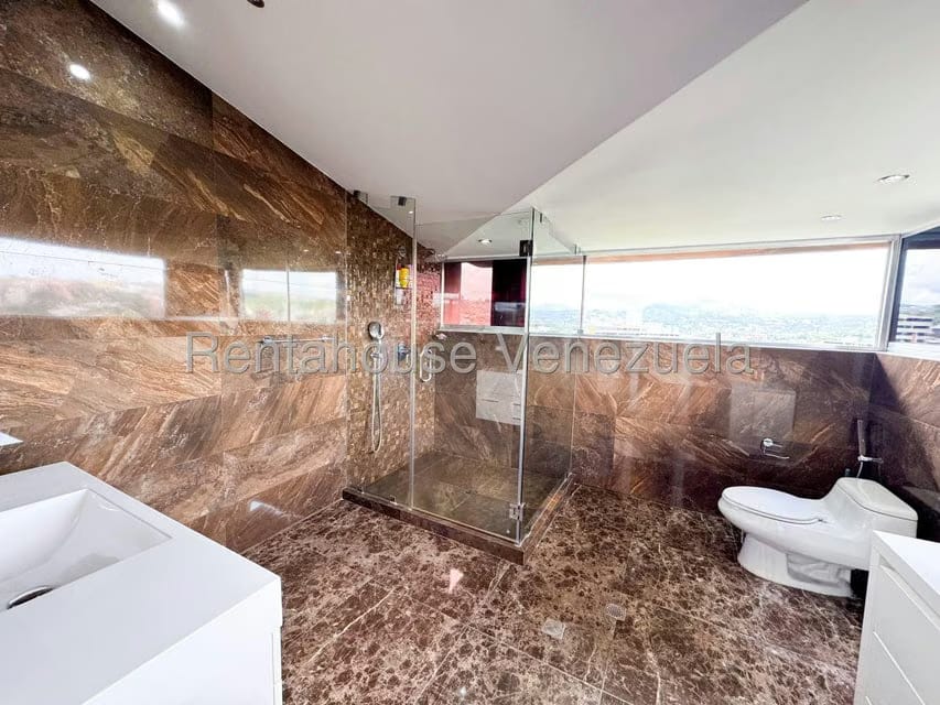 Apartamento (1 Nivel) en Venta en Las Mesetas de Santa Rosa de Lima, Distrito Metropolitano - 66