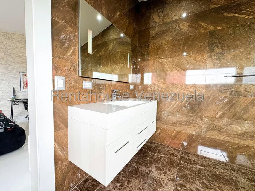 Apartamento (1 Nivel) en Venta en Las Mesetas de Santa Rosa de Lima, Distrito Metropolitano - 68