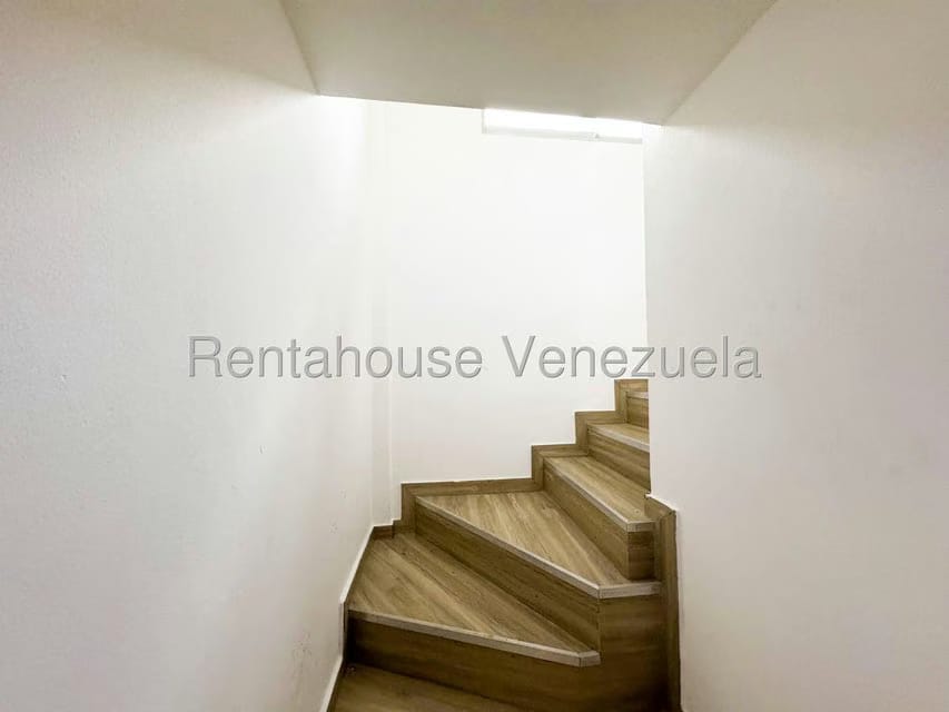 Apartamento (1 Nivel) en Venta en Las Mesetas de Santa Rosa de Lima, Distrito Metropolitano - 76