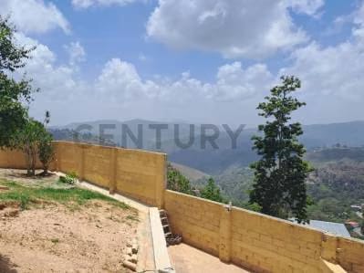 En Venta. Fabulosa Casa Quinta, ubicada en la Hacienda San Luis, Sector el Pozo - 4