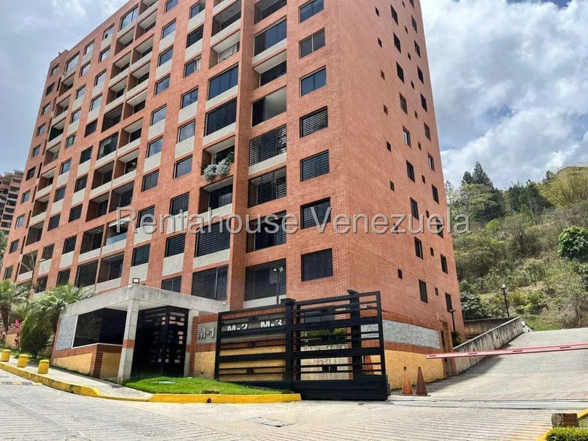 Apartamento (1 Nivel) en Alquiler en Colinas de La Tahona, Distrito Metropolitano