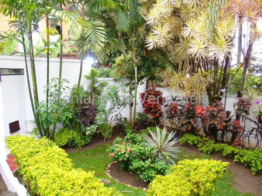 Casa (Duplex) en Venta en Altamira, Distrito Metropolitano - 3