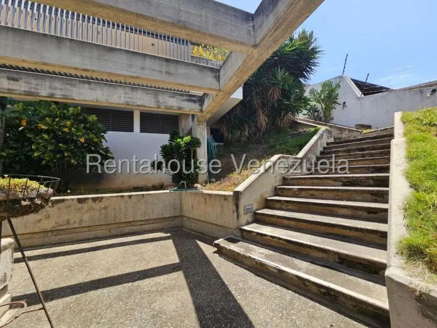 Casa en Venta en Cumbres de Curumo Caracas - 9