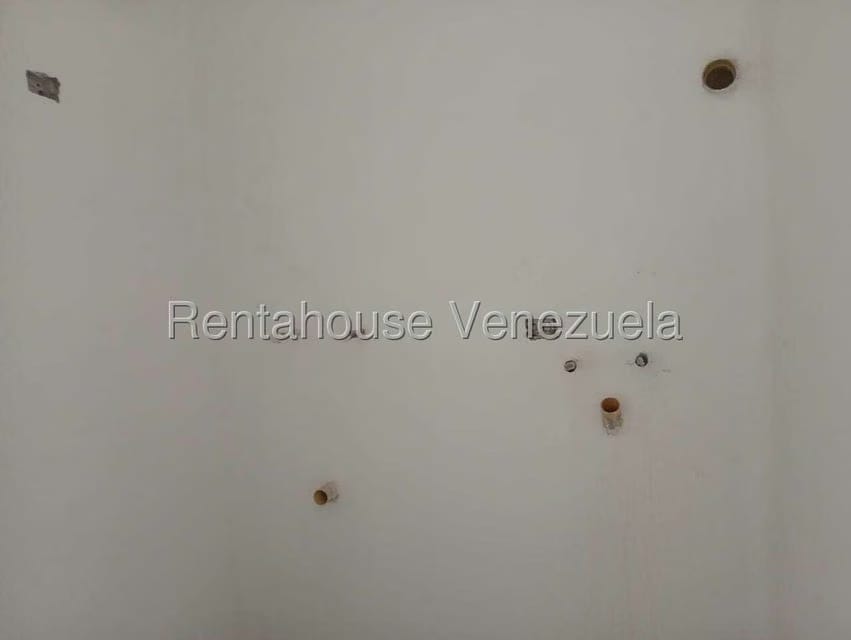 Apartamento (1 Nivel) en Venta en Avenida Vargas, Zulia - 12