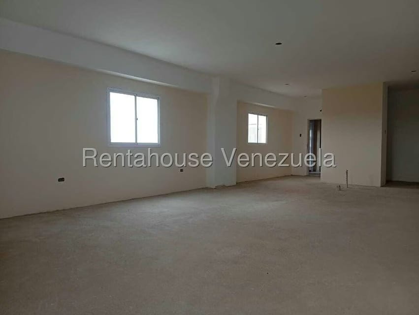 Apartamento (1 Nivel) en Venta en Avenida Vargas, Zulia - 6