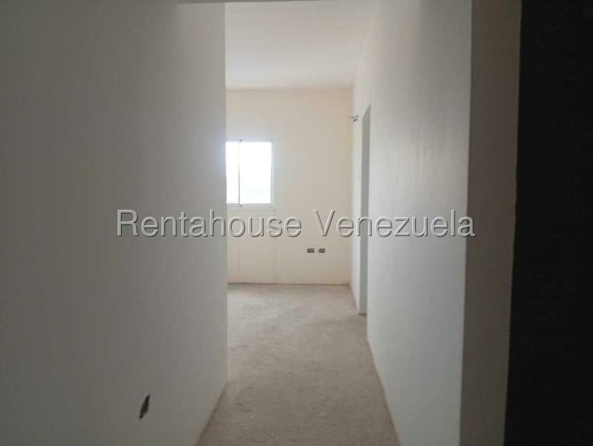 Apartamento (1 Nivel) en Venta en Avenida Vargas, Zulia - 8