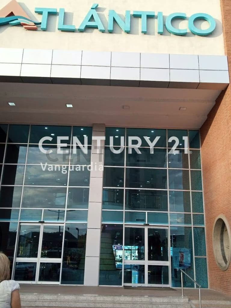 Local comercial CC Atlántico en Alquiler
