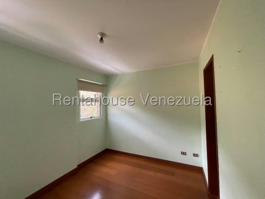 Apartamento (1 Nivel) en Venta en Oripoto, Distrito Metropolitano - 37