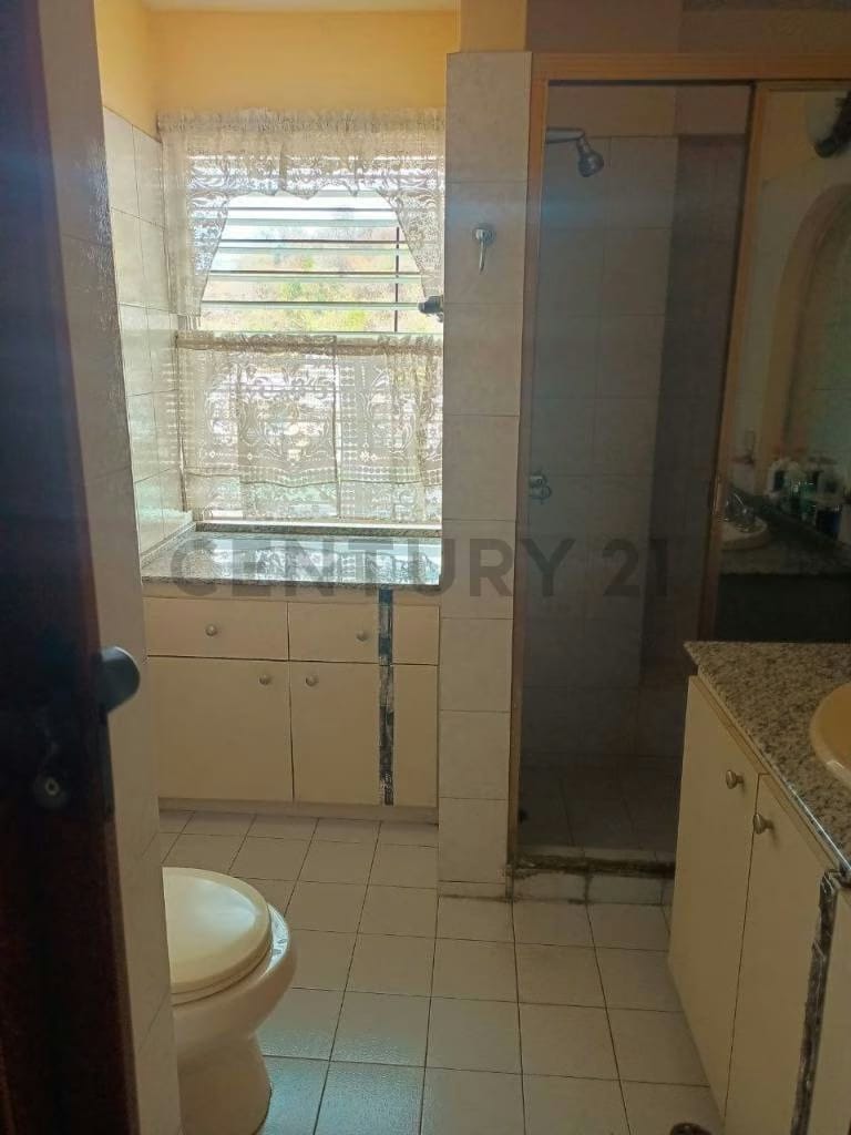 Pent House de 225mts2 en Venta Los Chaguaramos - 15