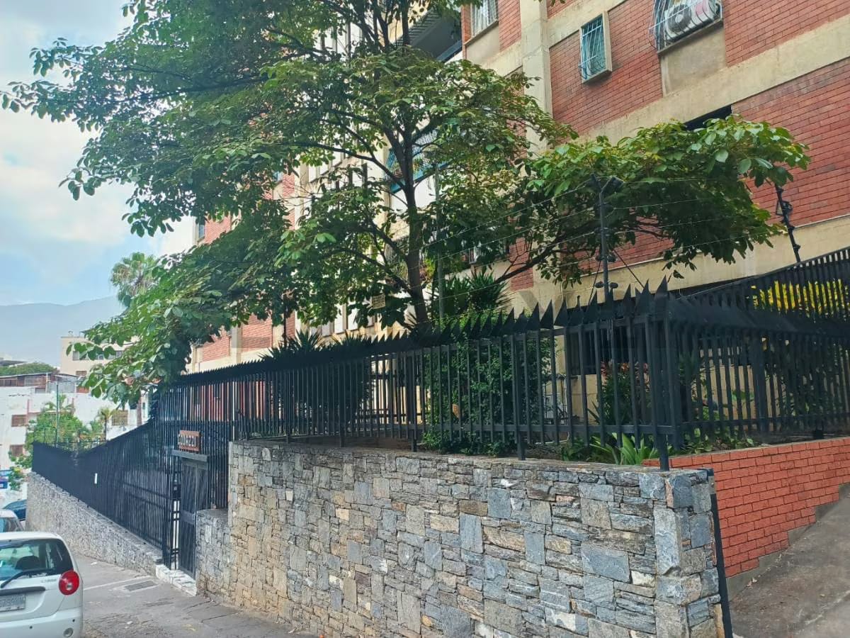 Pent House de 226mts2 en Venta Los Chaguaramos - 3