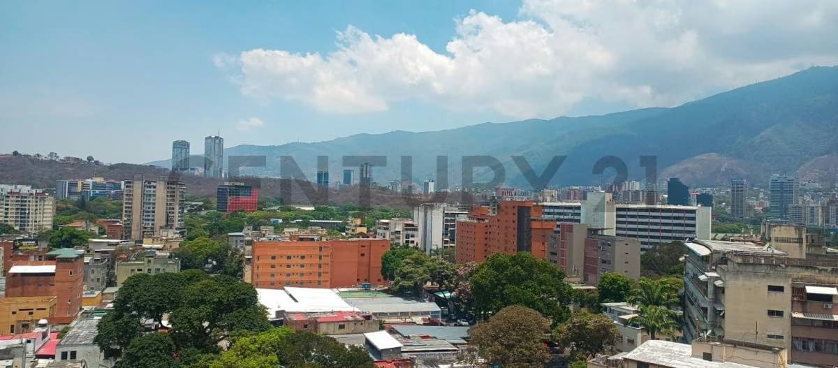 Pent House de 226mts2 en Venta Los Chaguaramos - 6